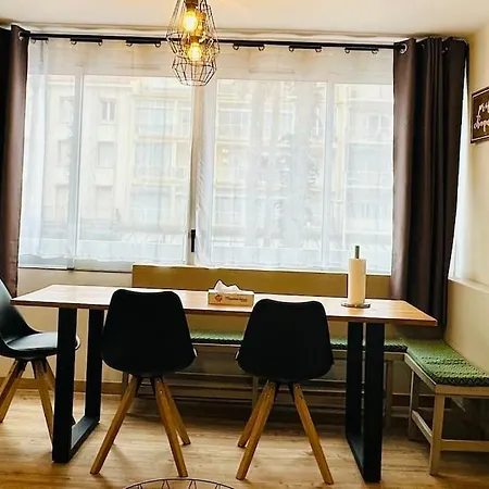 Appartement Fonctionnel - 2 - Bien Situe A 300m De La - Parking Prive De Juin A Sept